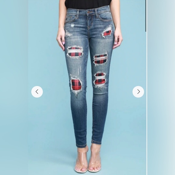Judy Blue - Mid Rise Red Buffalo Plaid Skinny Jeans - Size 29/9 - NWT - Picture 2 of 15